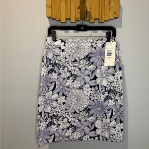 Floral Women's Pencil Skirt in navy blue and White
